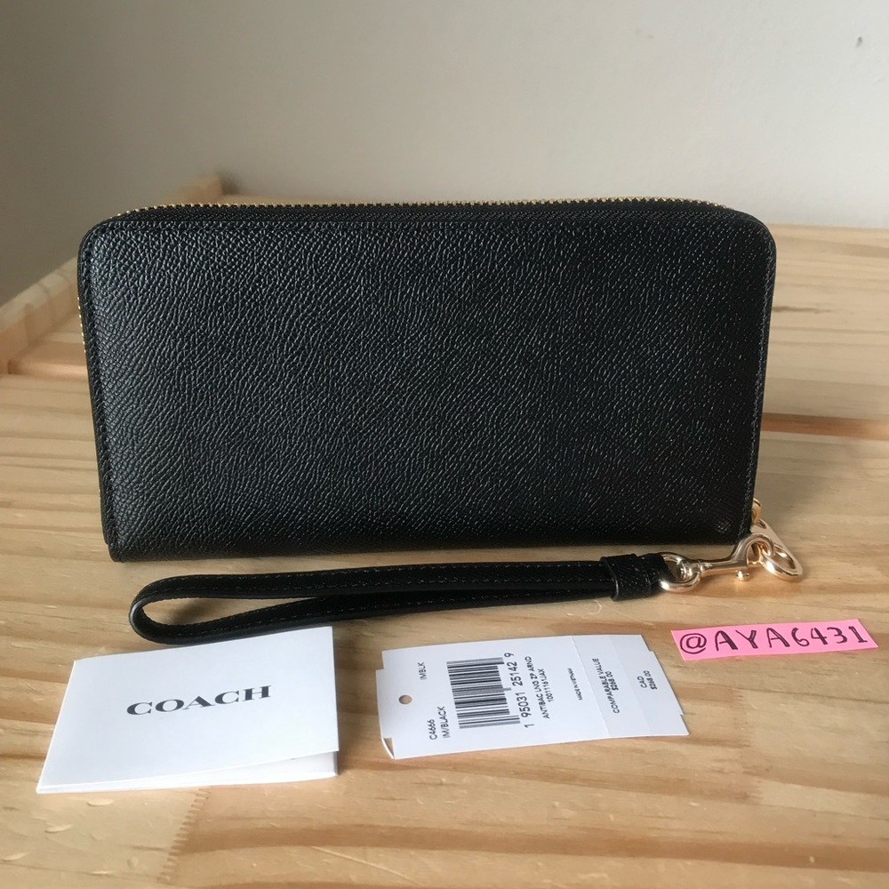 Coach Wallet🎈🎈 - Picture 4 of 9